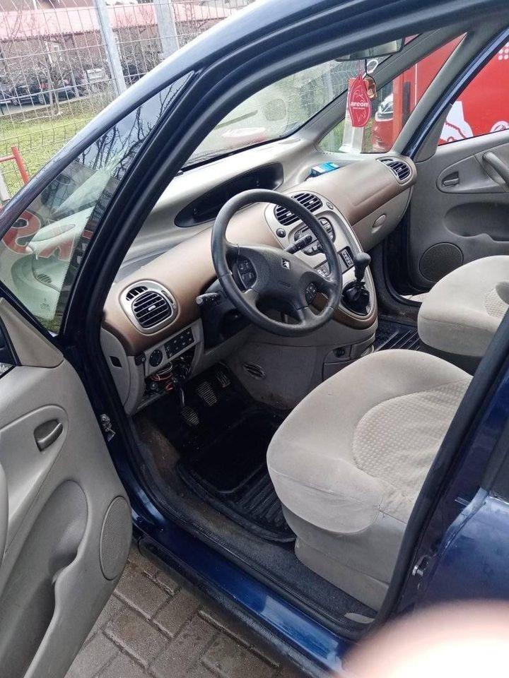 Citroen-pikaso