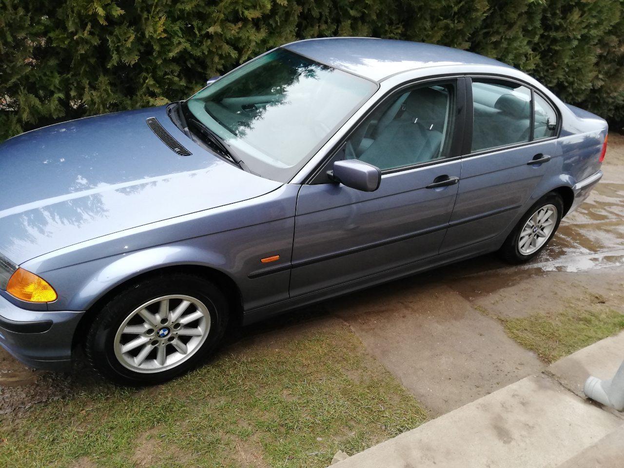 BMW-318-Nov
