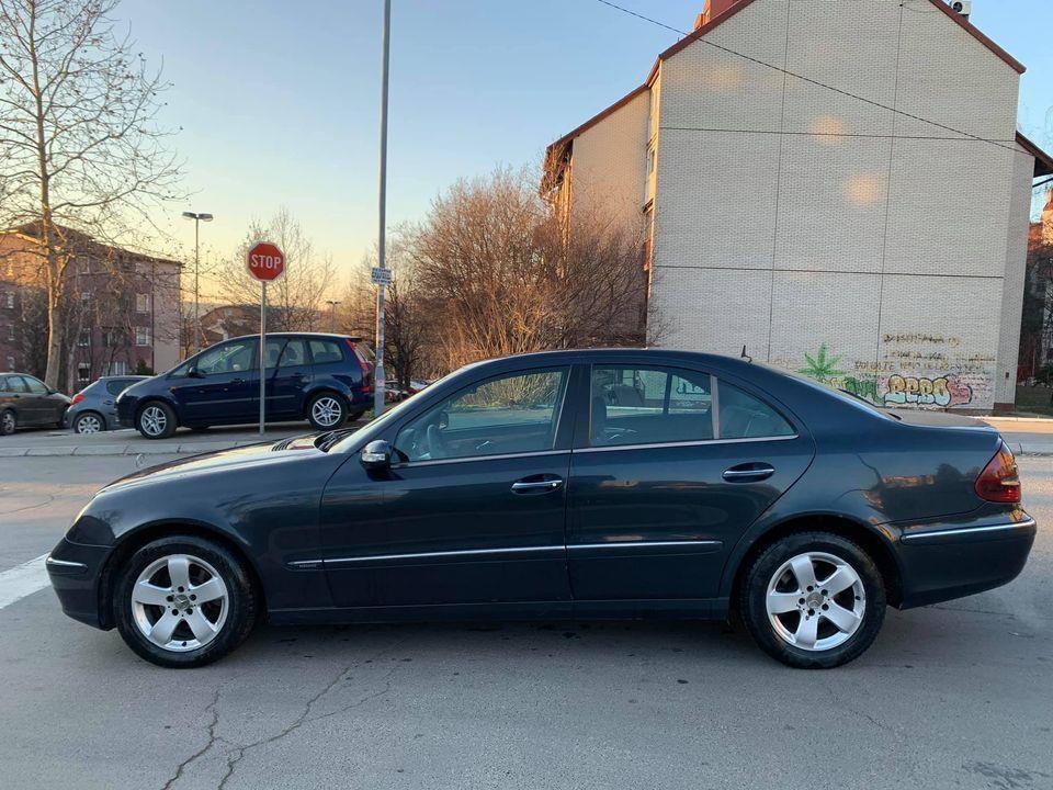 Mercedes-E220-CDI-2003