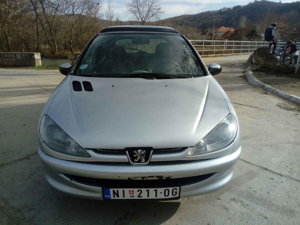 Pezo-206