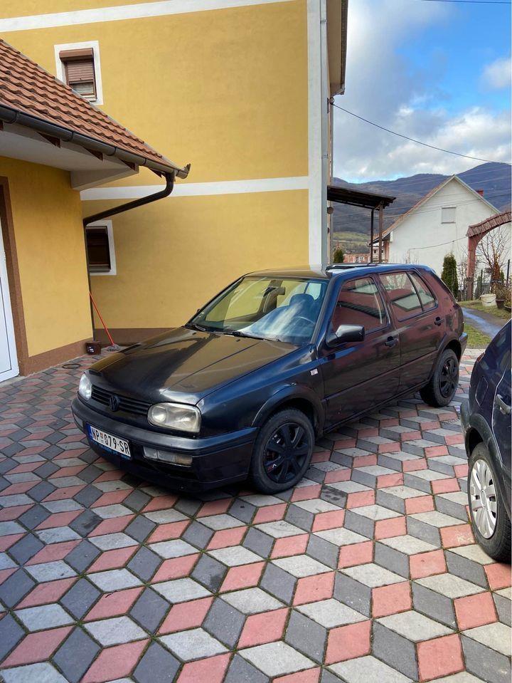 na-prodaju-golf-3