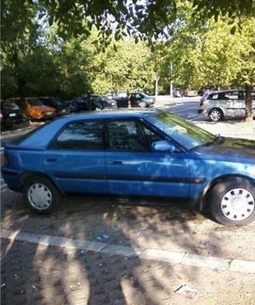 Mazda-323f--93