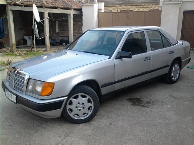 Mercedes E 230 -88