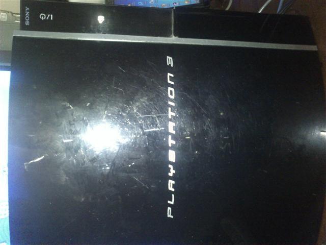 PRODAJEM SONY 3