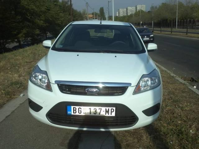 Ford-Focus--11
