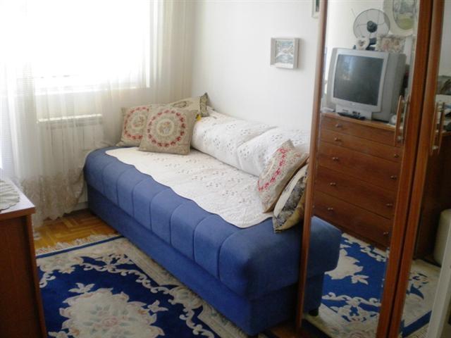 Petlovo-brdo--1-5--LUX--38m2--I--eg