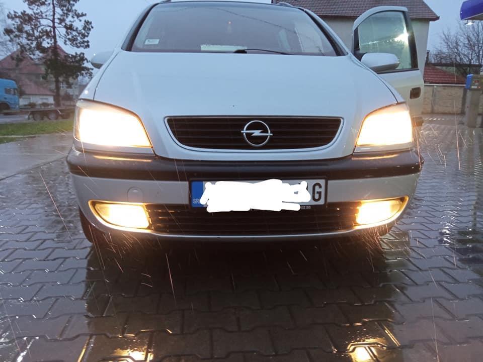 Opel-Zafira