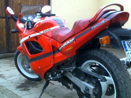 Suzuki-GSXF-600
