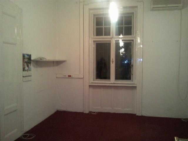 Salonac-150m2-u-strogi-centar--Lomina