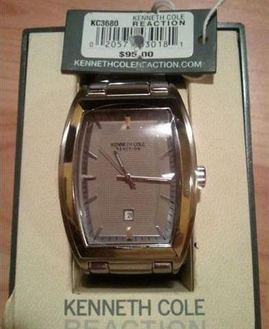 Kenneth-Cole-sat