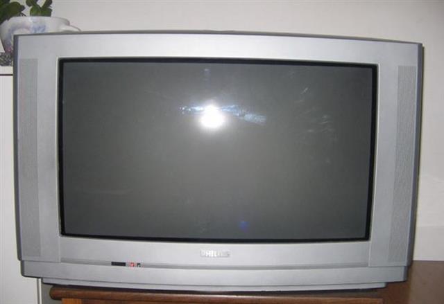 TV Philips E-32