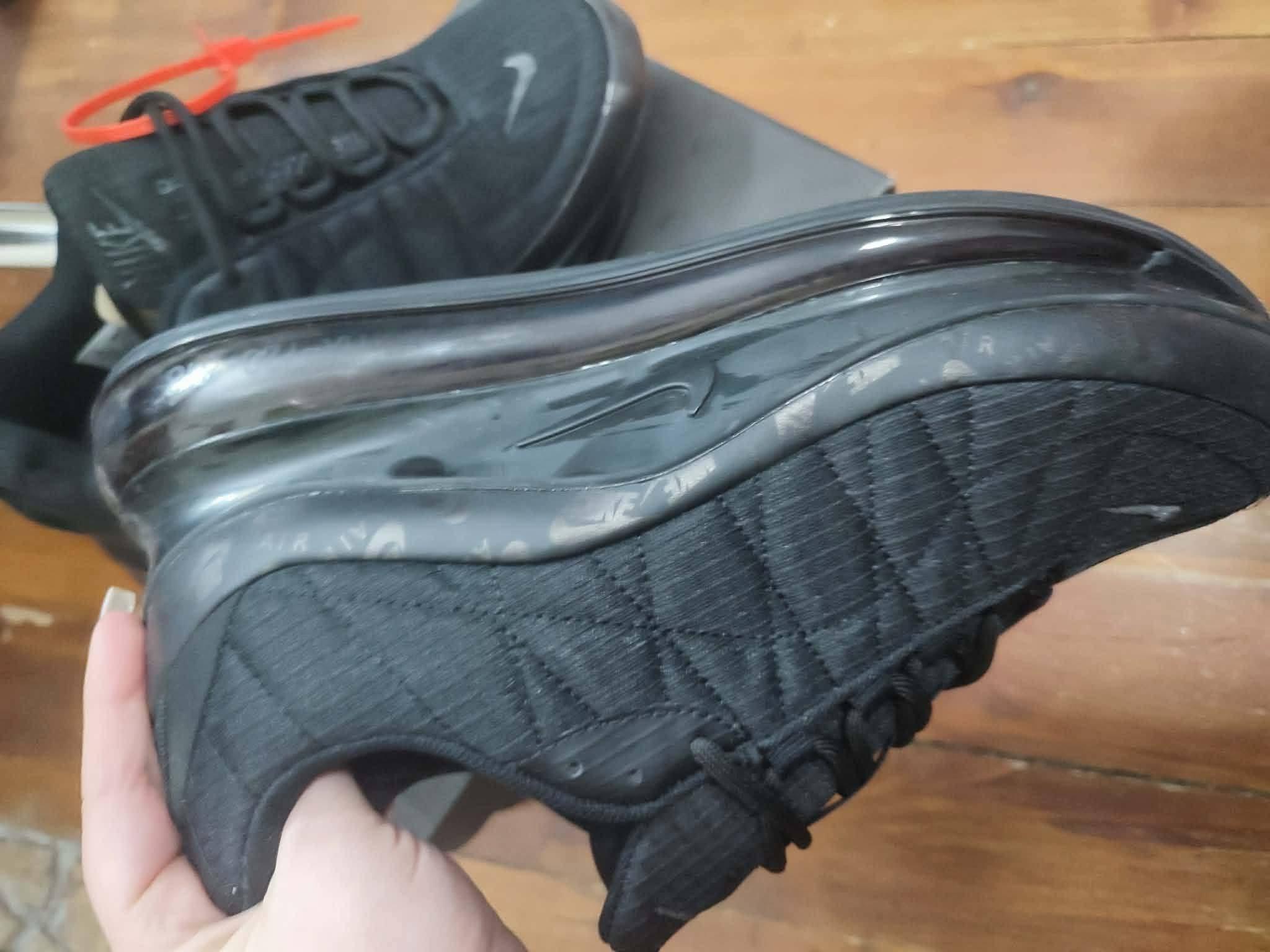 Nike-720