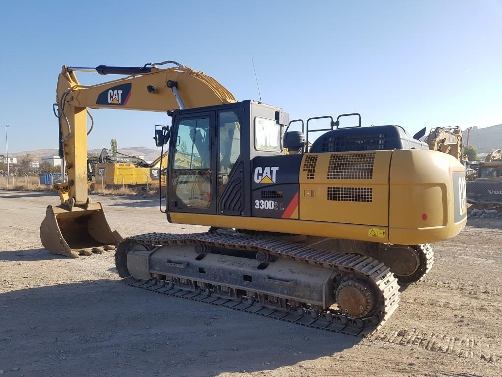 Caterpillar-330-D2-L