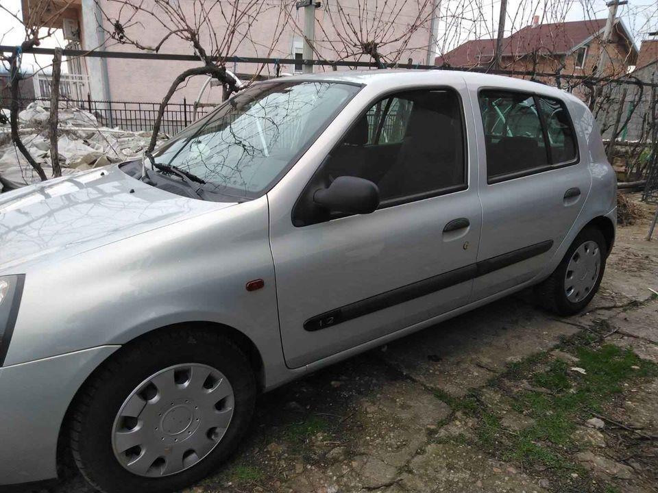 Clio-1-2-8v