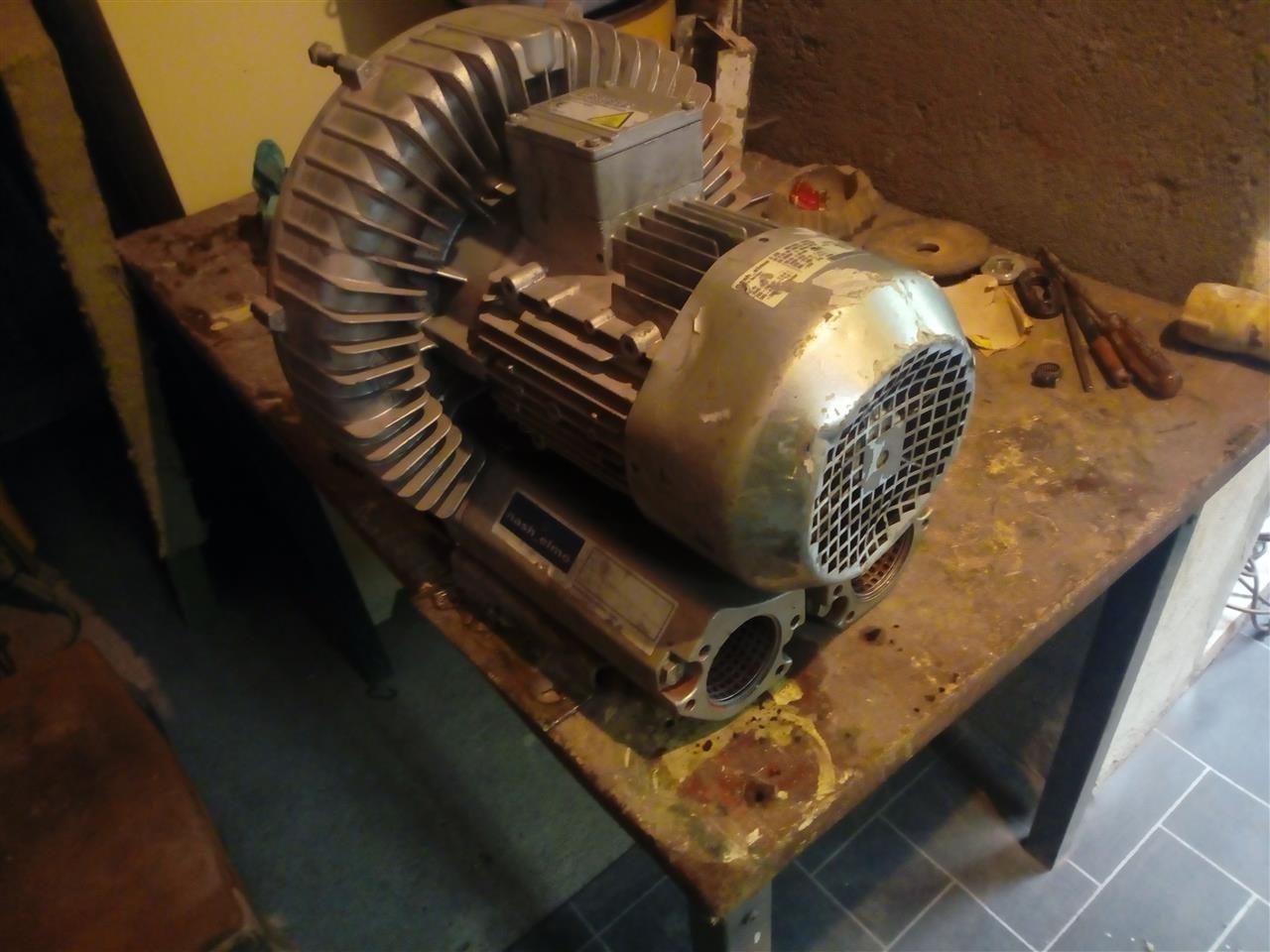 Turbina