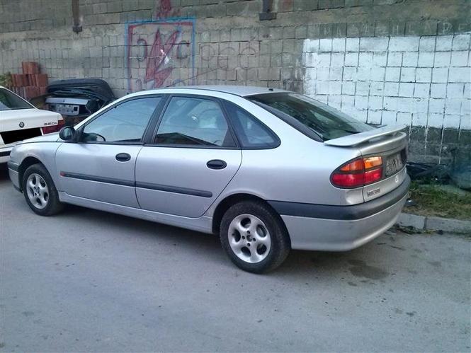 Renault Laguna delovi