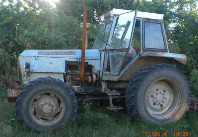 Traktor IMR R135