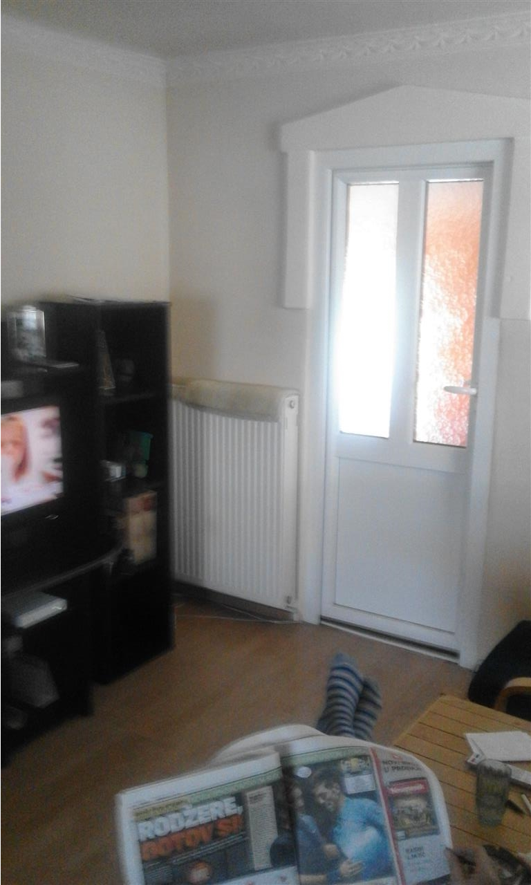 Prodajem-kucu-u-centru-Topole-150m2-