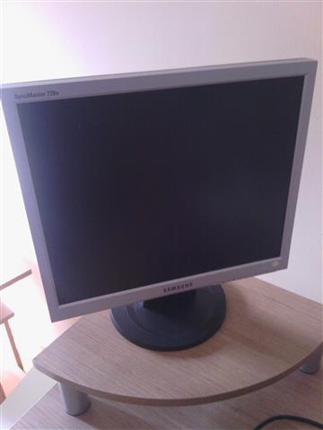 Monitor TFT Samsung