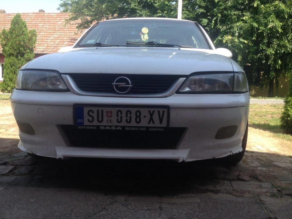 Opel-Vectra-B-1-8-16v-