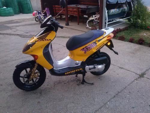 Honda x8r  - 02
