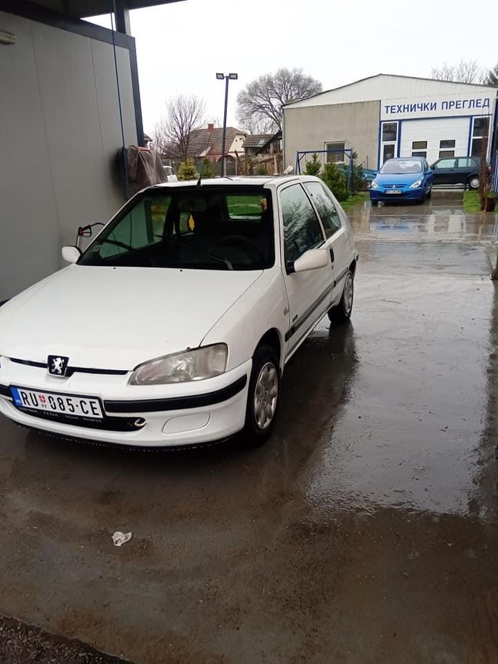 Pežo-106-2001g