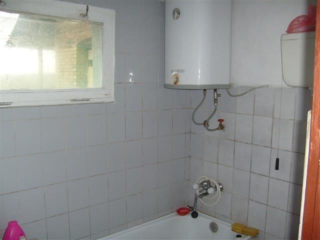 Poslovno---stambeni-objekat-u-Rakovcu