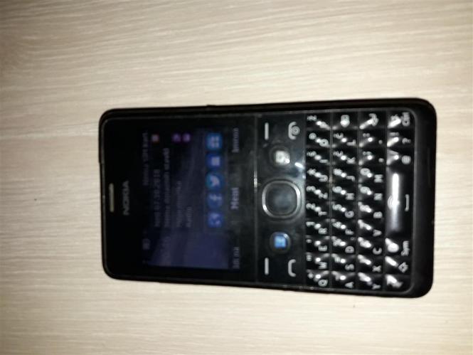 Nokia Asha 210