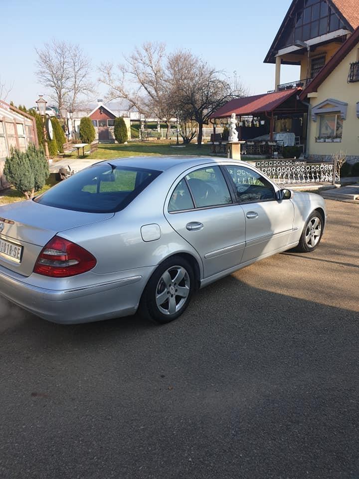 Mercedes-e220w211