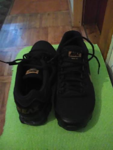 Patike Nike reax