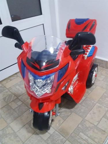motor na akumulator