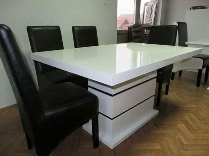 Bukove-stolice