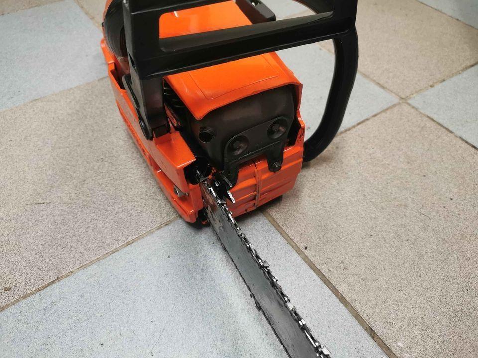 Husqvarna-254-skoro-nova