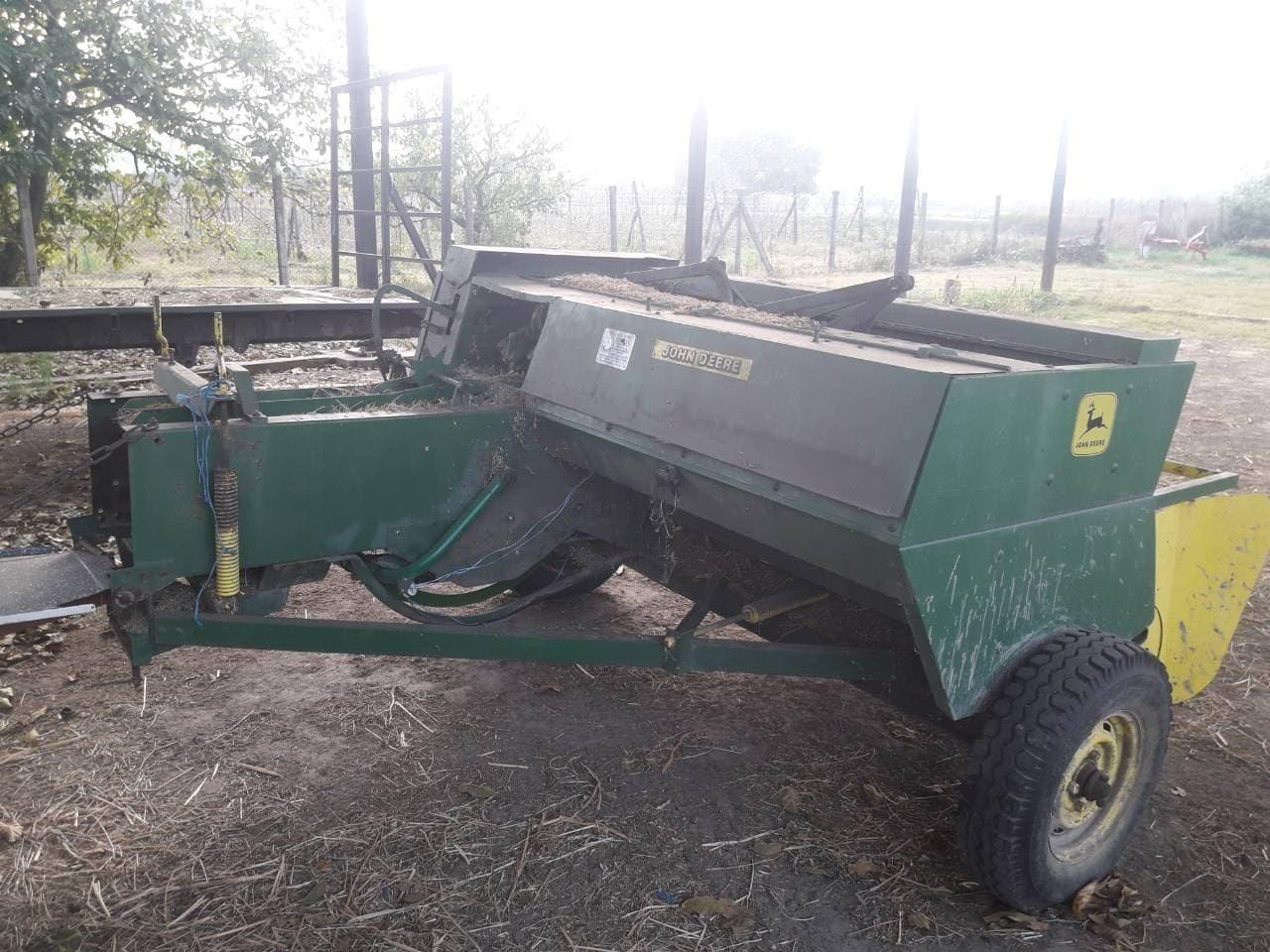 Pressa-JOHN-DEERE