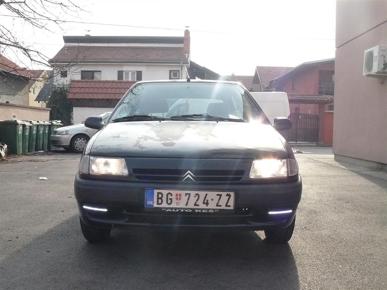 Citroen-Saxo-1-1i