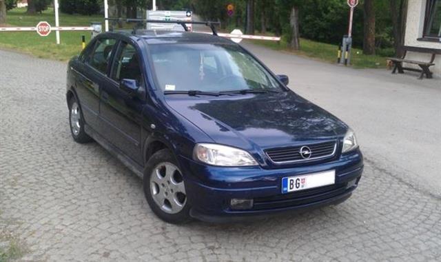 Opel Astra 1.4 16V CDX -01