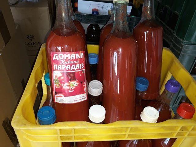 Domaći-kuvani-paradajz