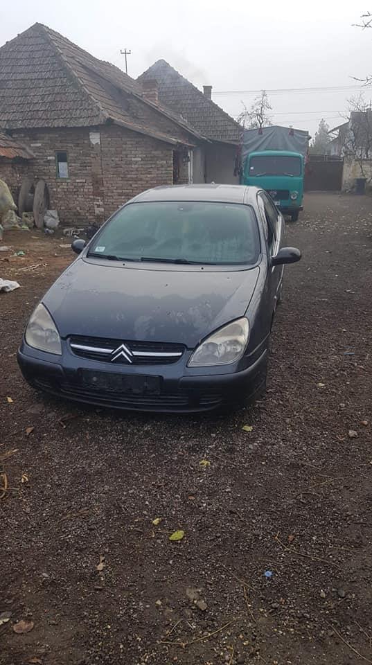 POLOVNI-AUTO-DELOVI