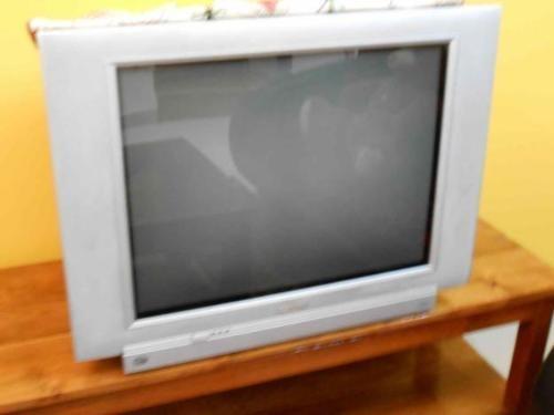 Televizori CRT