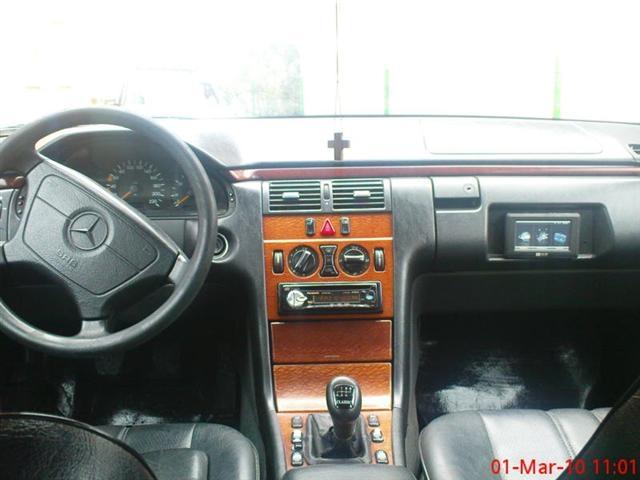 Mercedes-E-220-Dizel--97