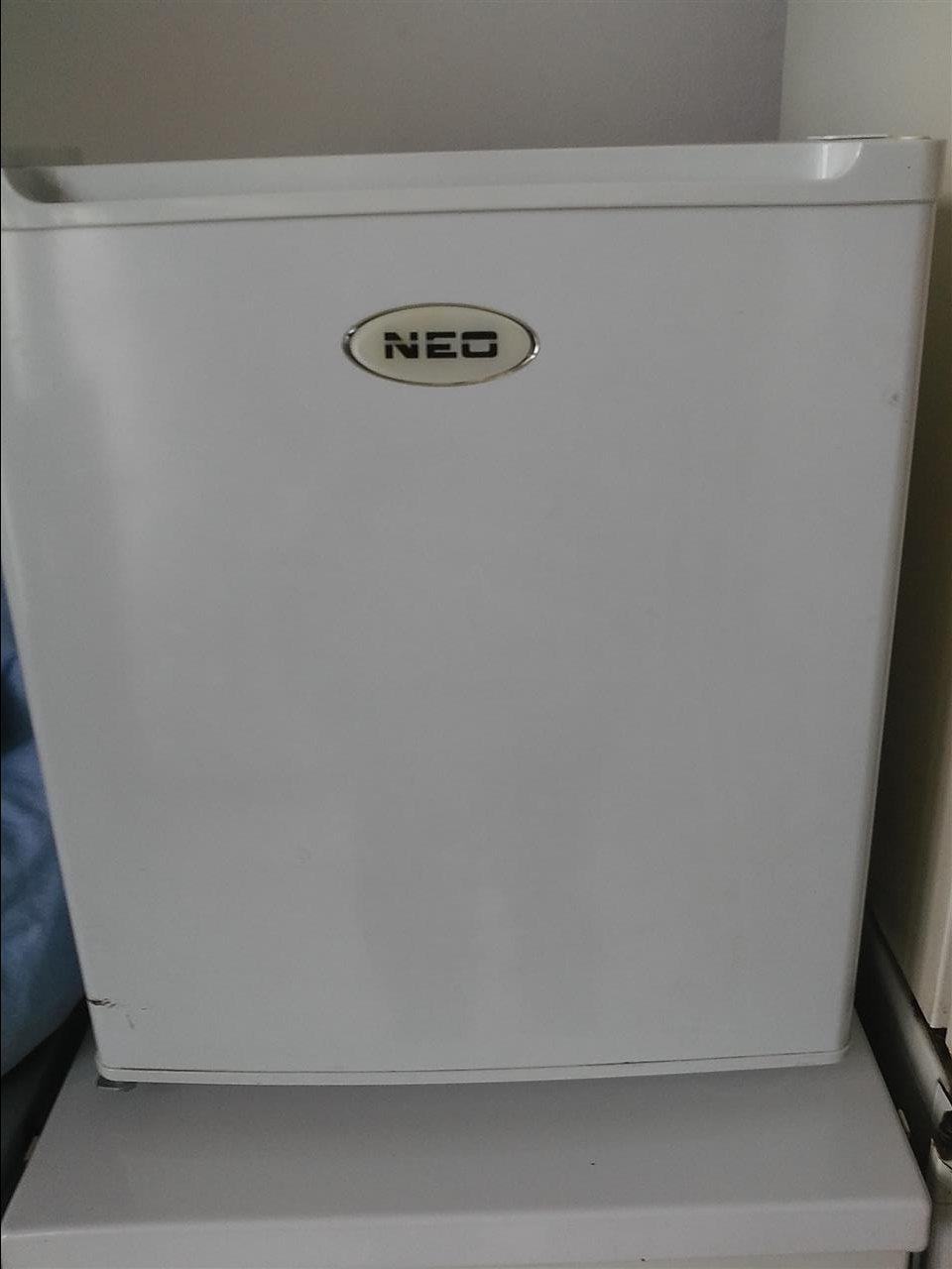 Mini-frizider-NEO-50-50