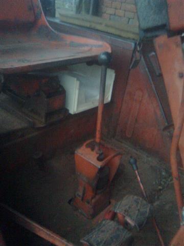 Traktor-Vladimirac-t25-a2