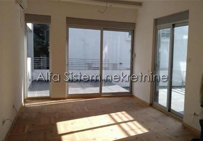Nova kuca od 250m2 Savski venac