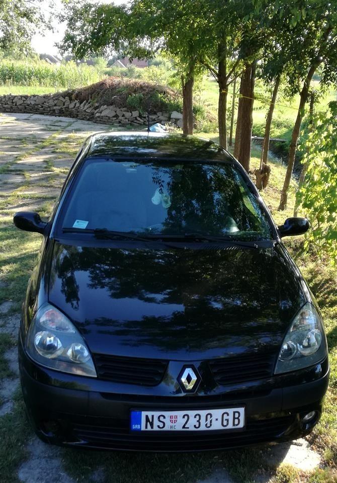 Renault-Clio-1-2-16v
