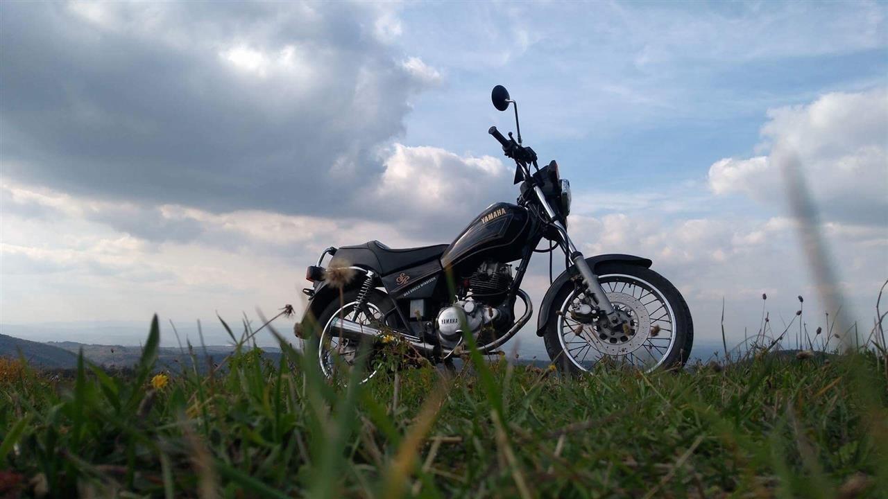 YAMAHA-SR