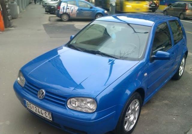VW-Golf-IV-1-6--01