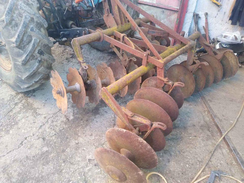 Plug--drljaca--tanjiraca-kose-bure-