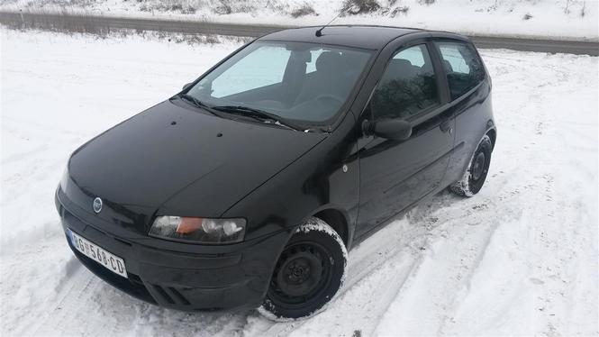 FIAT PUNTO 1.2  8V -01