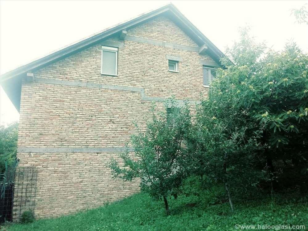 Prodajem-kucu