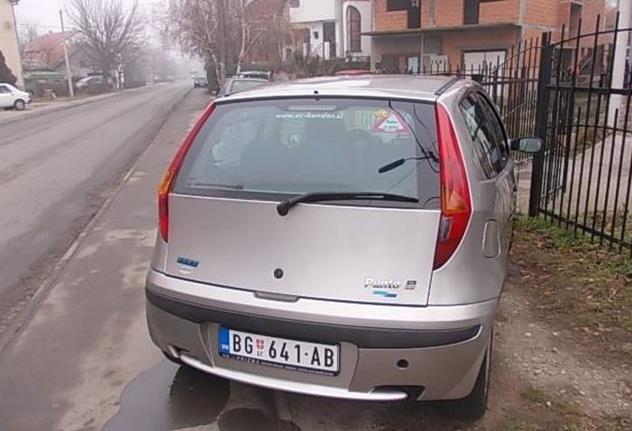 Fiat-Punto--00